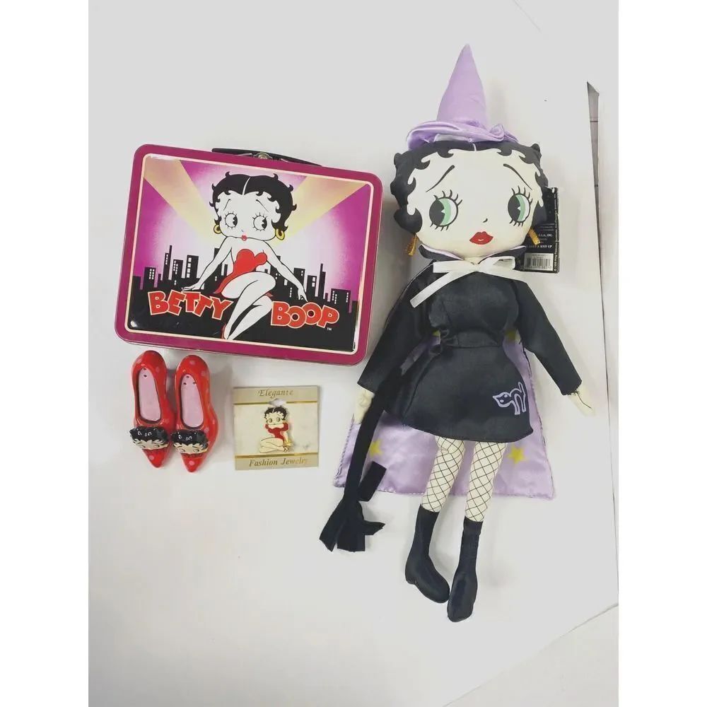 BETTY BOOP COLLECTORS LOT Witch Plush Mini Lunch Box Salt Pepper Shaker